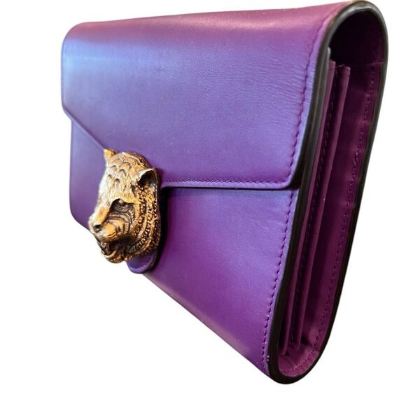 Gucci Purple Designer Crossbody with Gold Accent Tiger - Picture 5 of 9